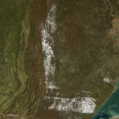 Il 30 ottobre 2008, il Moderate Resolution Imaging Spectroradiometer (MODIS) sul satellite Aqua ha catturato questa immagine sulla neve caduta su tutto il nordest degli Stati Uniti.